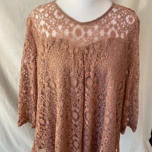 Suzanne Betro Plus Top NWT Lace 3/4 Sleeve 1X